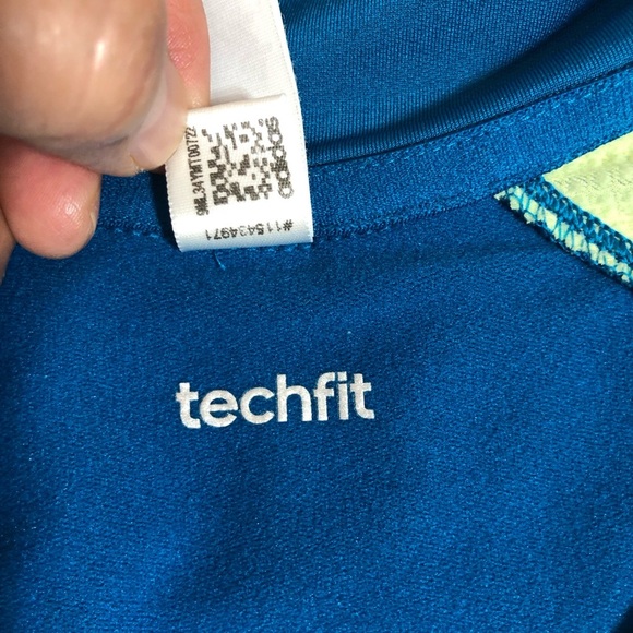 Adidas Womens Long Sleeve Techfit 1/2 Zip Tomb Hole Climawarm Blue Fitted Top S - Picture 12 of 15